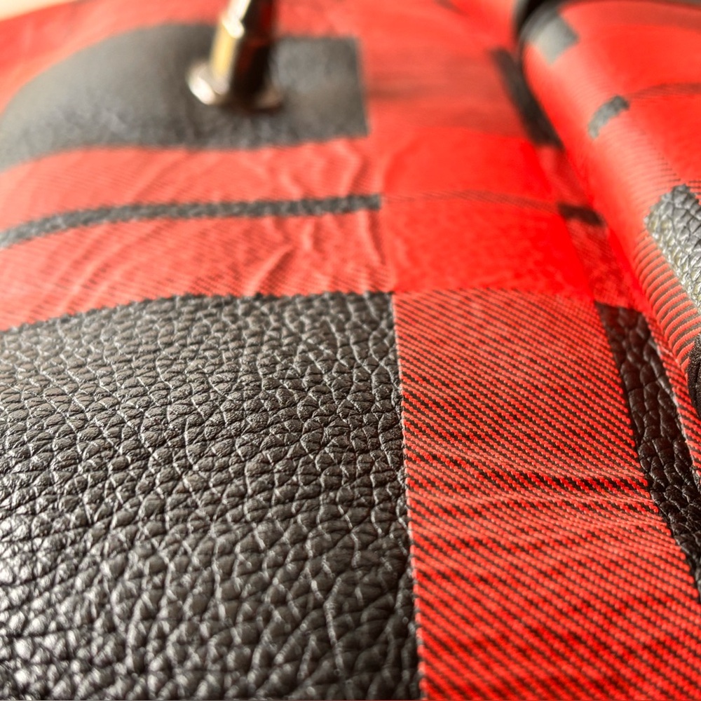 Coach Red and Black Plaid Backpack! UEC. Pockets on the front. - Picture 13 of 13